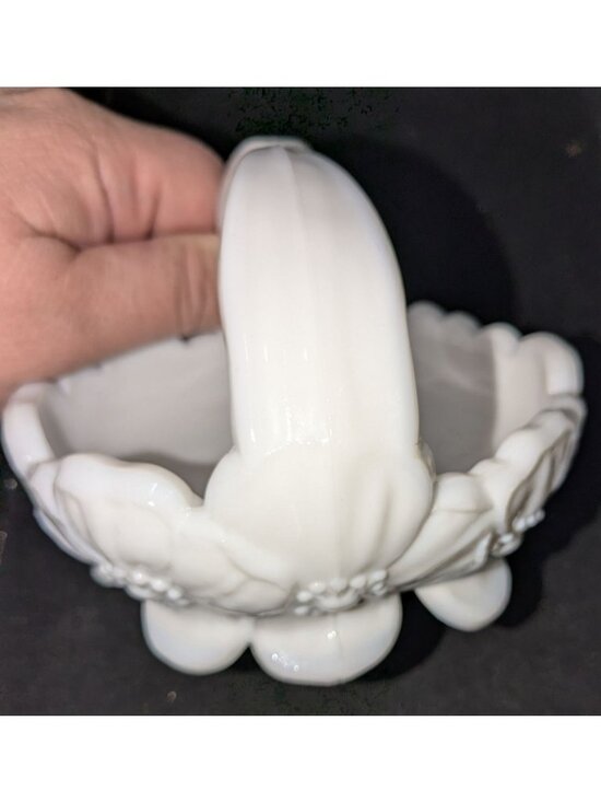 Vintage Westmoreland Milk Glass Candy Dish Basket Dogwood Design Split Handle - Picture 5 of 11